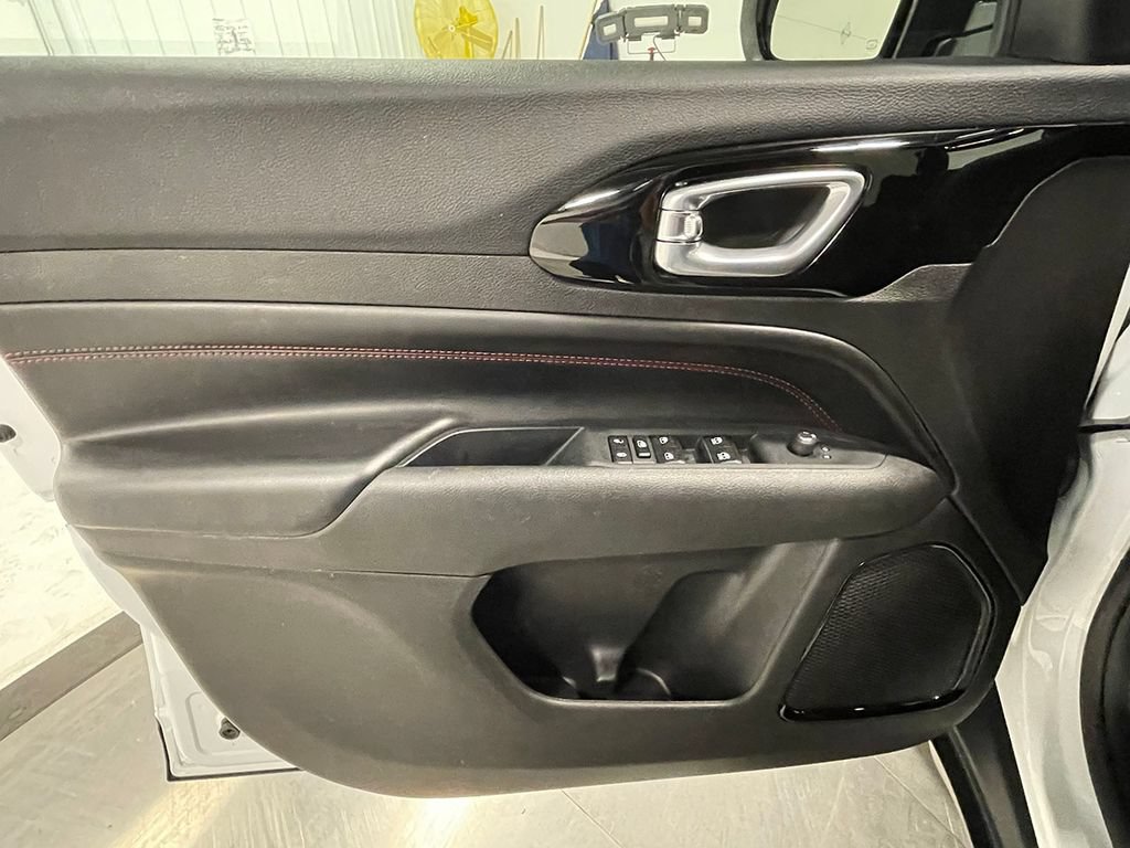 Used 2026 Jeep Compass Trailhawk AWD/4WD image 21
