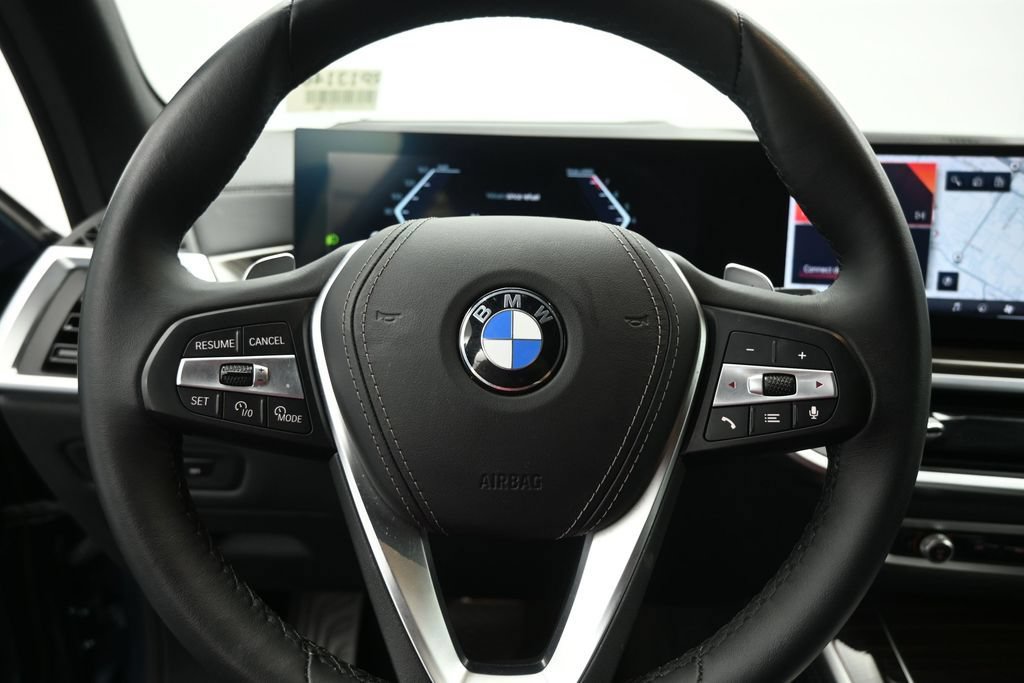 Used 2024 BMW X5 sDrive40i w/ Premium Package RWD image 11