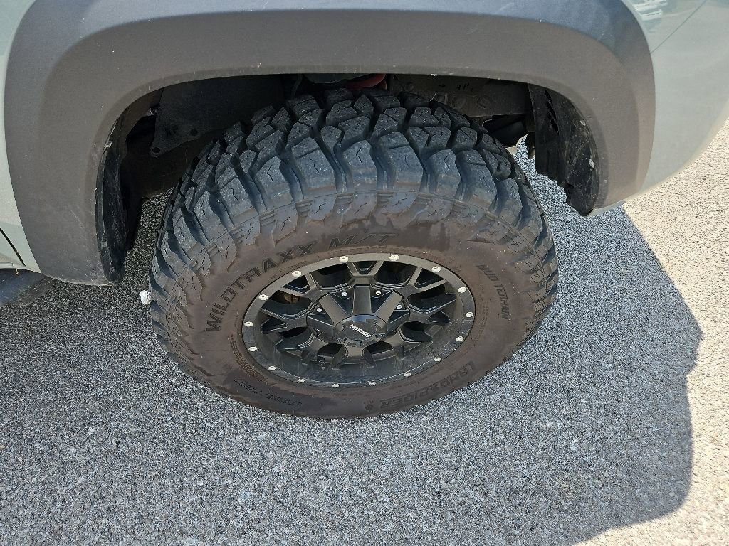 Used 2021 Toyota Tacoma TRD Pro AWD/4WD image 11