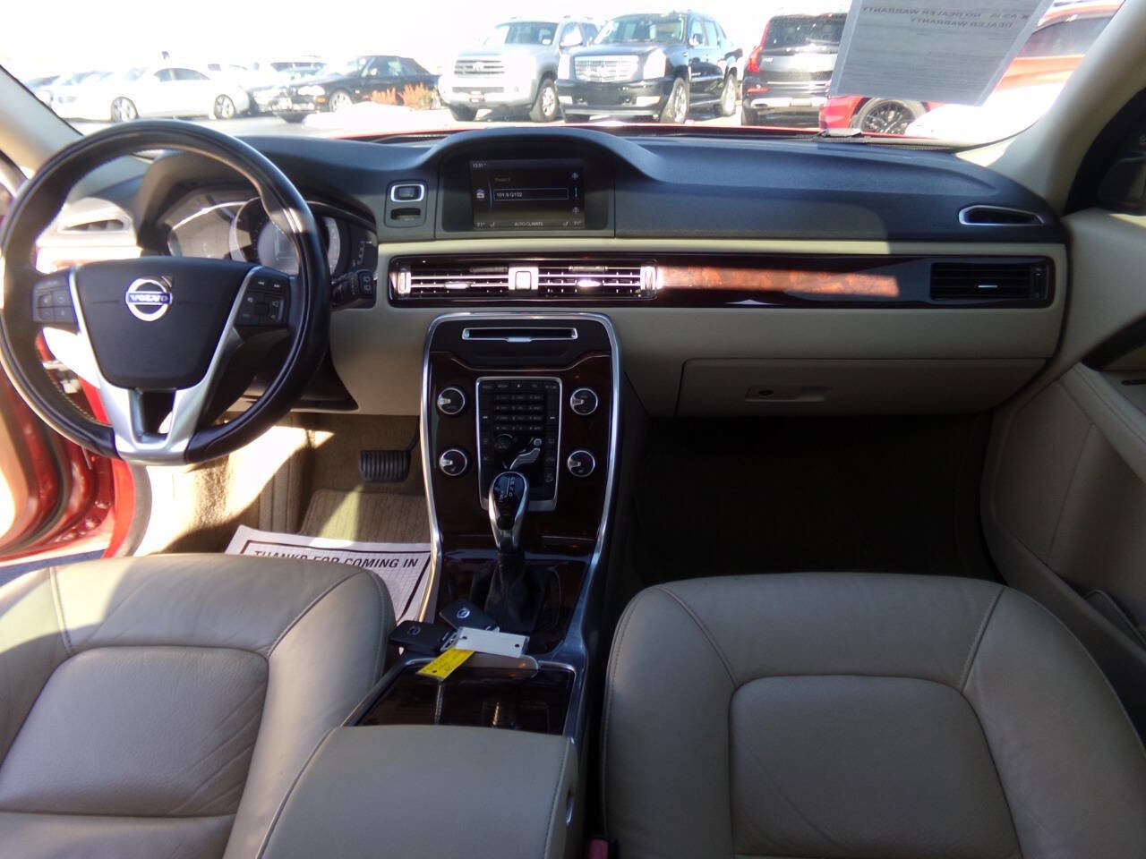 Used 2014 Volvo XC70 3.2 w/ Climate Package image 30