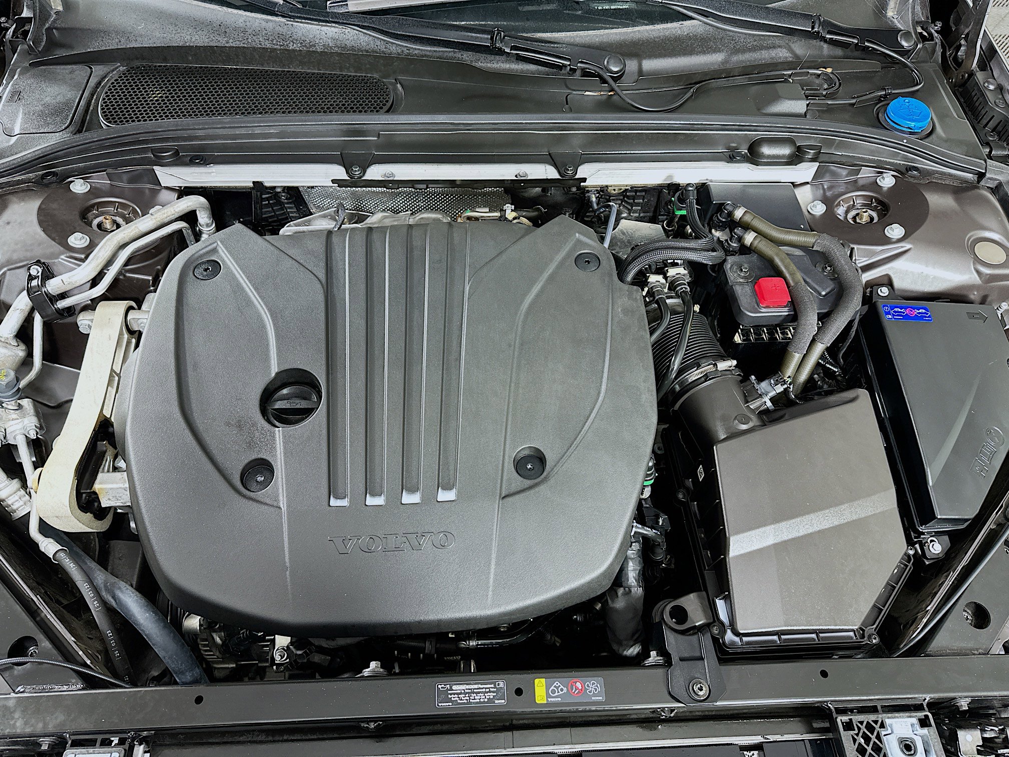 Used 2024 Volvo S60 B5 Plus image 33