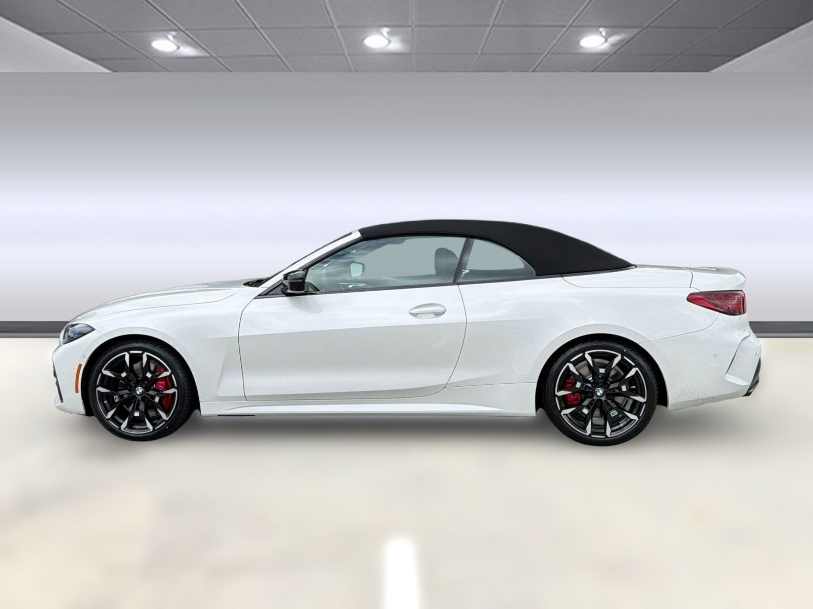 New 2027 BMW M440i Convertible w/ Premium Package RWD image 2