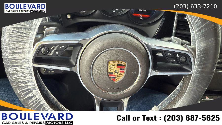 Used 2017 Porsche Macan S image 22