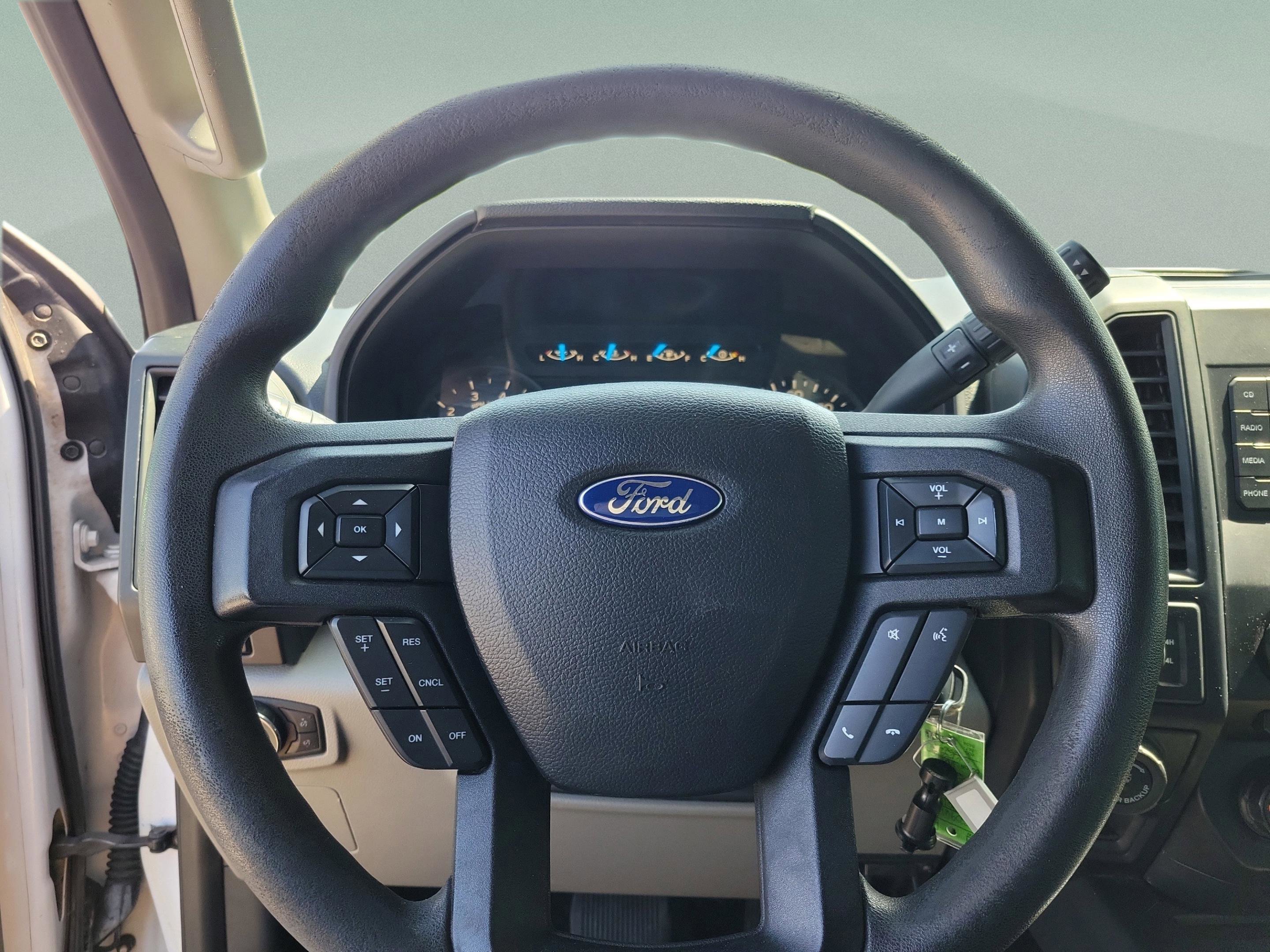 Used 2016 Ford F150 XL w/ Equipment Group 101A Mid image 5