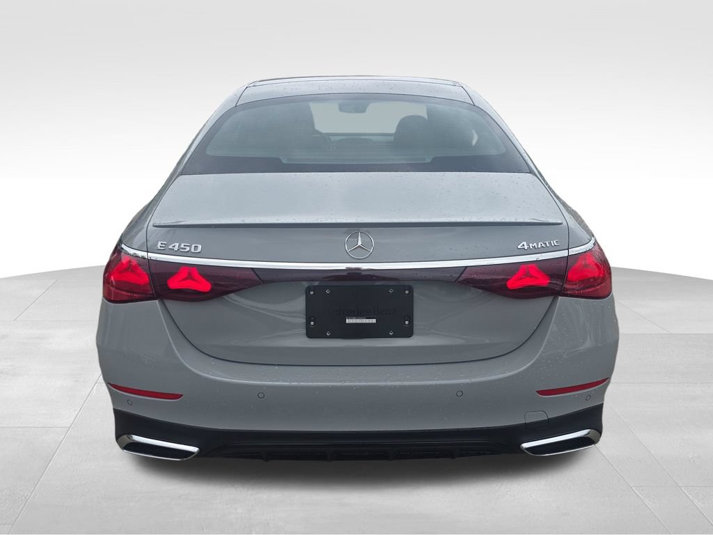 New 2026 Mercedes-Benz E 450 4MATIC Sedan image 4