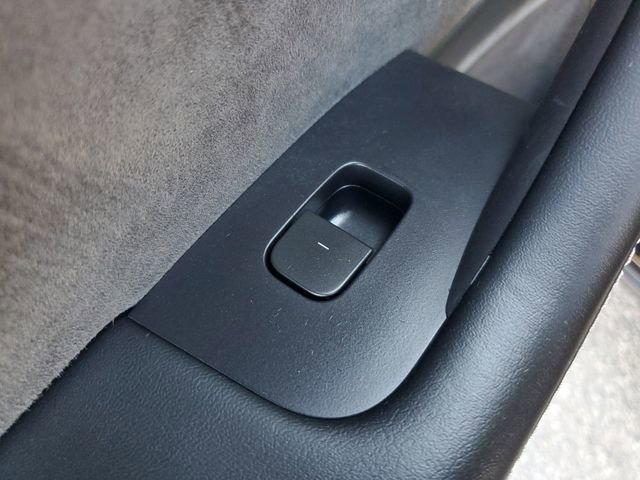 Used 2023 Tesla Model Y Performance image 19