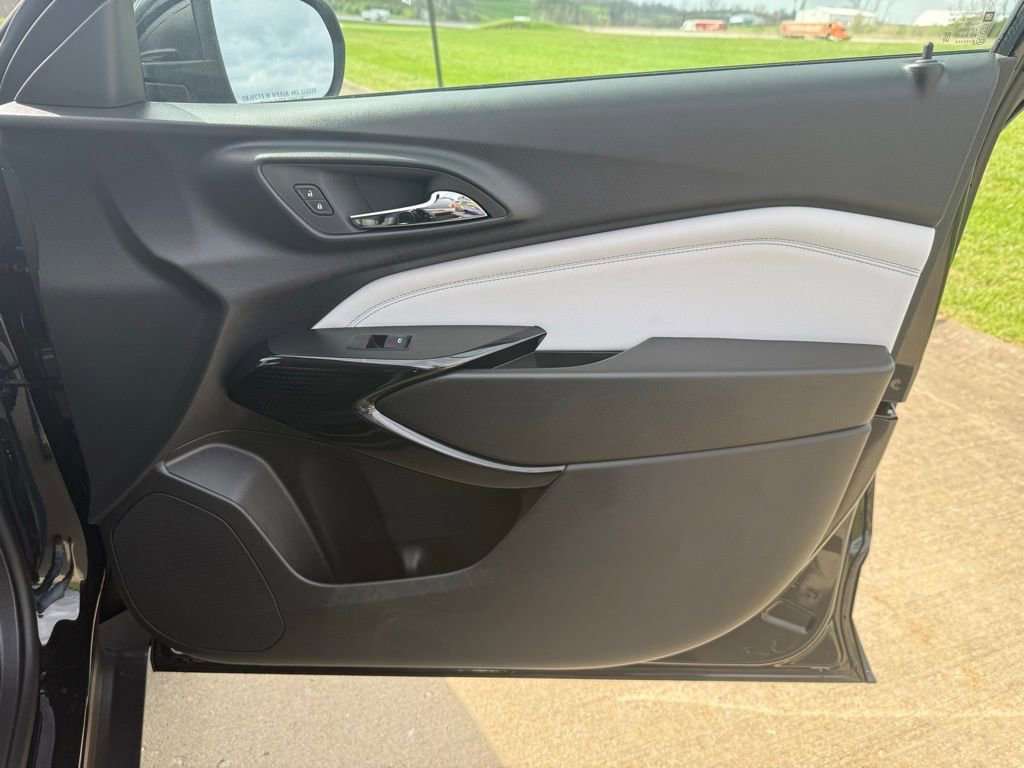 New 2026 Chevrolet Trax LT image 19