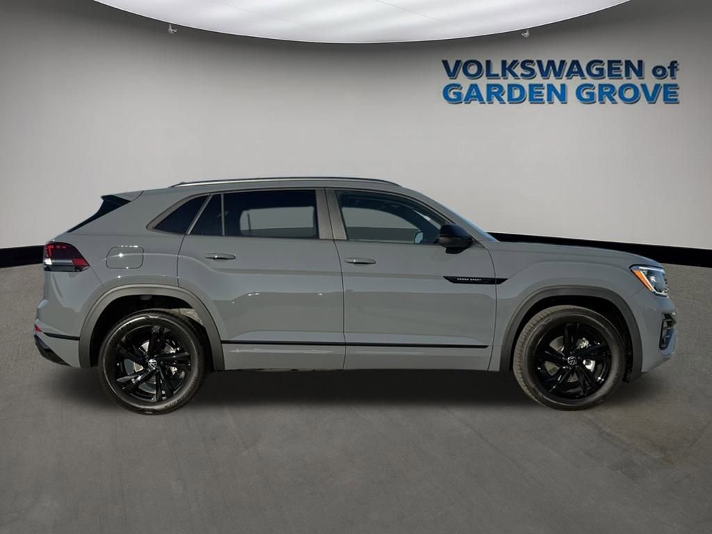 New 2026 Volkswagen Atlas Cross Sport SEL R-Line image 8