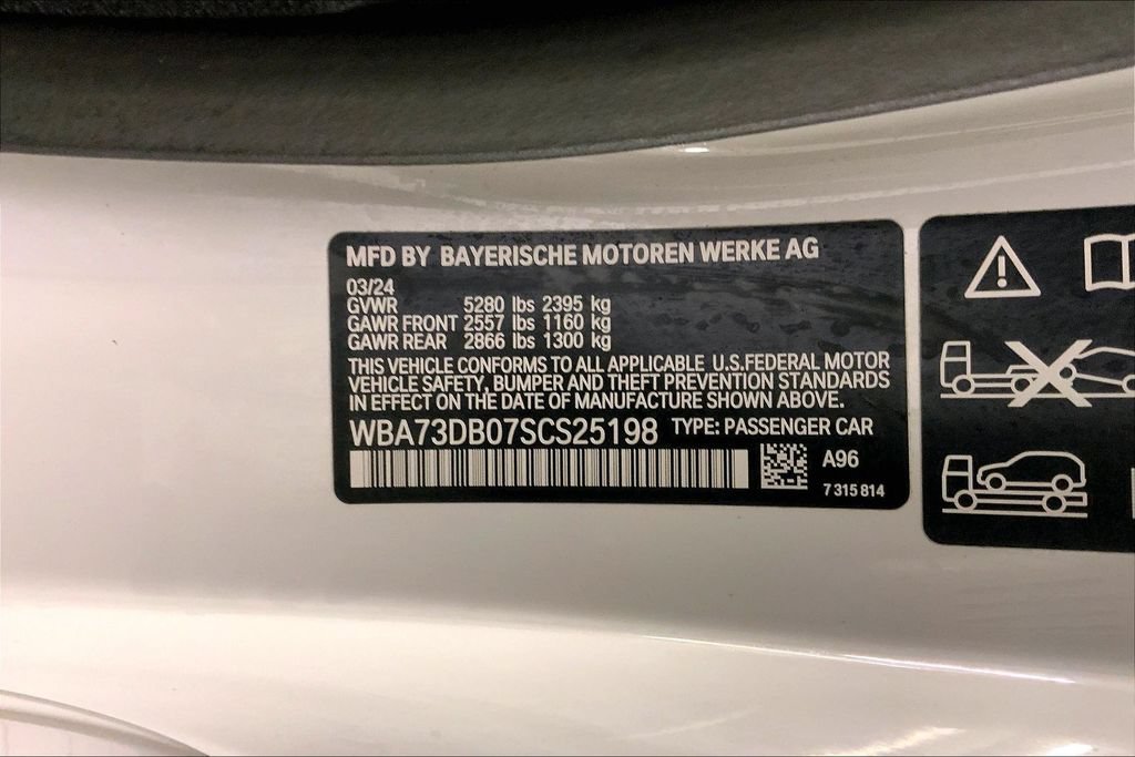 Used 2025 BMW 440i xDrive Convertible w/ Premium Package AWD/4WD image 31