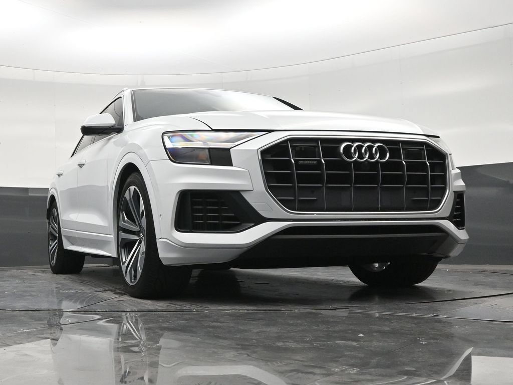 Used 2019 Audi Q8 Premium Plus w/ Premium Plus AWD/4WD image 26