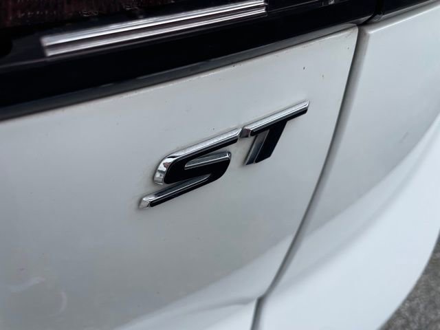 Used 2023 Buick Envision Essence w/ Technology Package I image 45