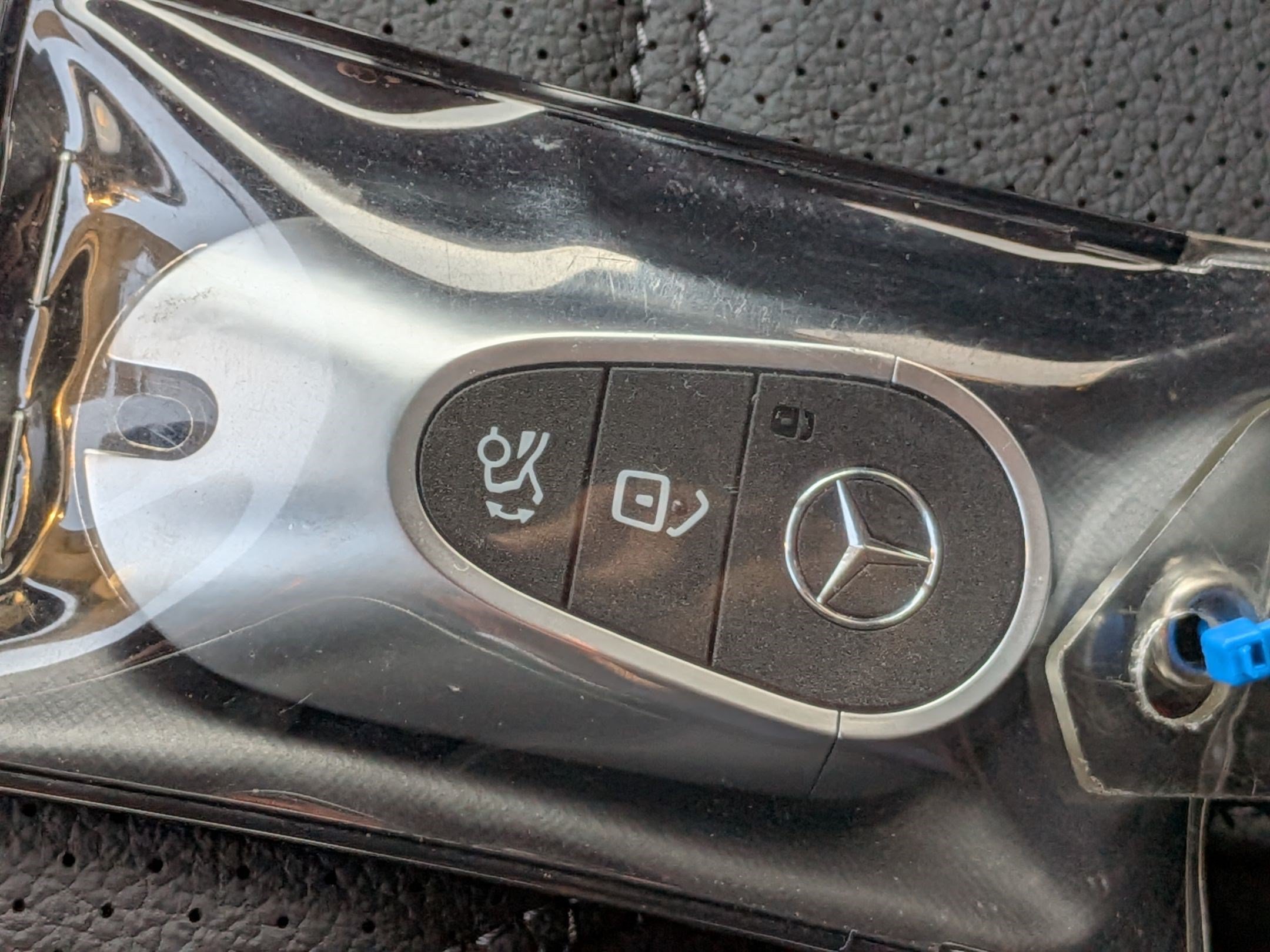 Certified 2026 Mercedes-Benz GLC 300 image 37