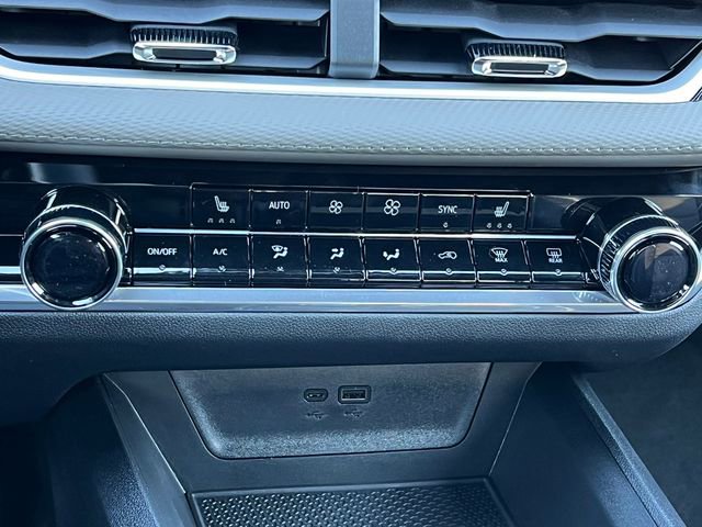 New 2026 Chevrolet Equinox LT image 21