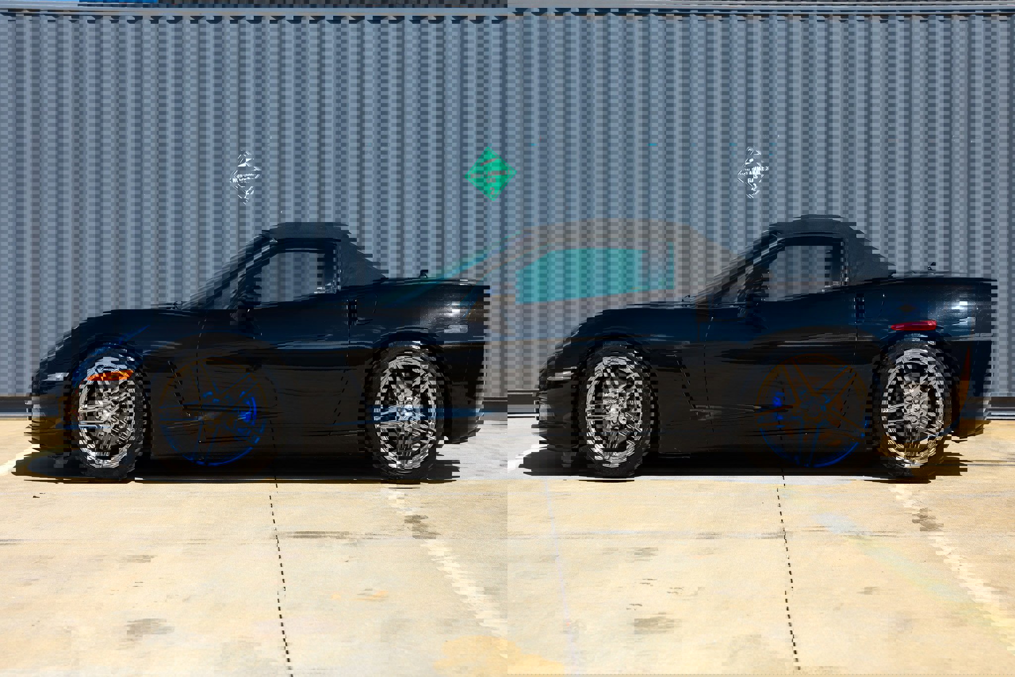 Used 2005 Chevrolet Corvette Convertible w/ Preferred Equipment Group image 8