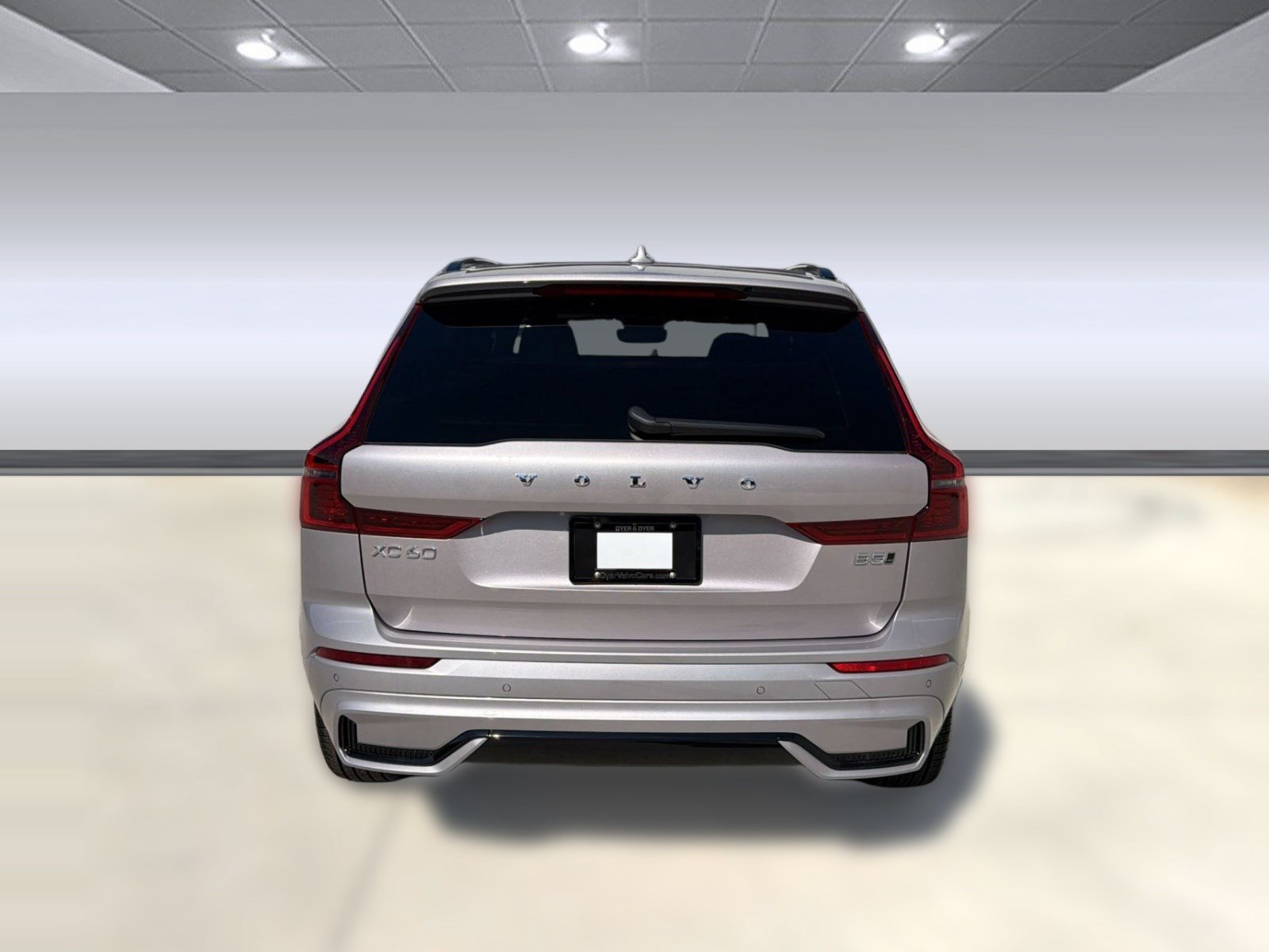 New 2026 Volvo XC60 B5 Plus w/ Climate Package AWD/4WD image 10