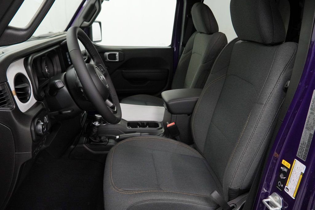 New 2026 Jeep Gladiator Sport image 15