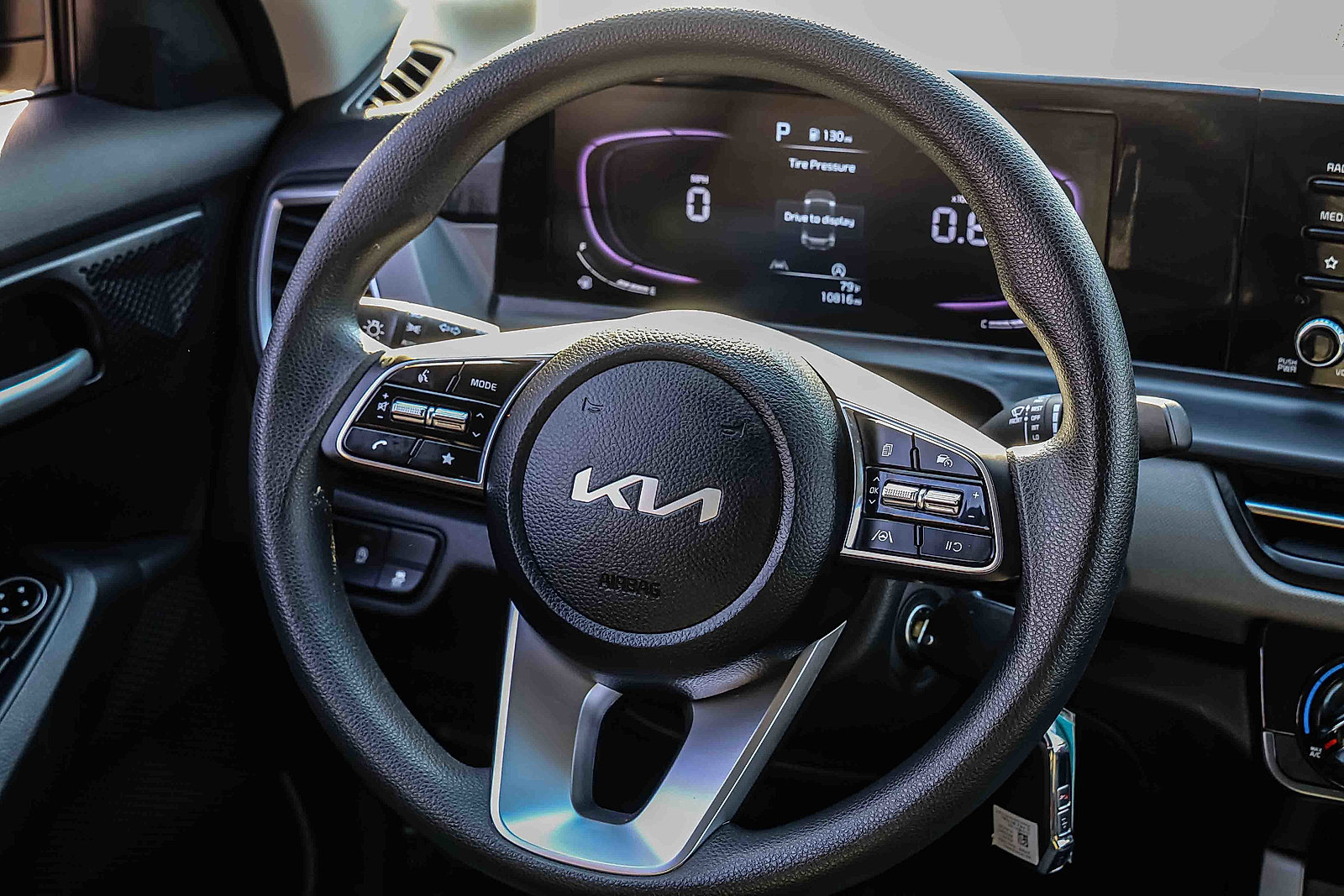 Certified 2024 Kia Seltos LX image 10