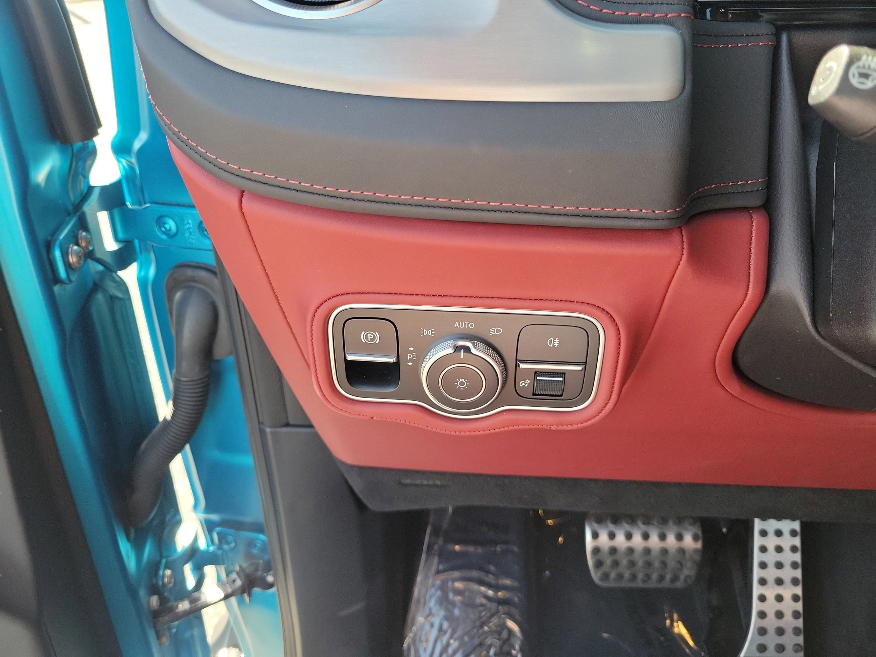 Certified 2025 Mercedes-Benz G 63 AMG 4MATIC image 26