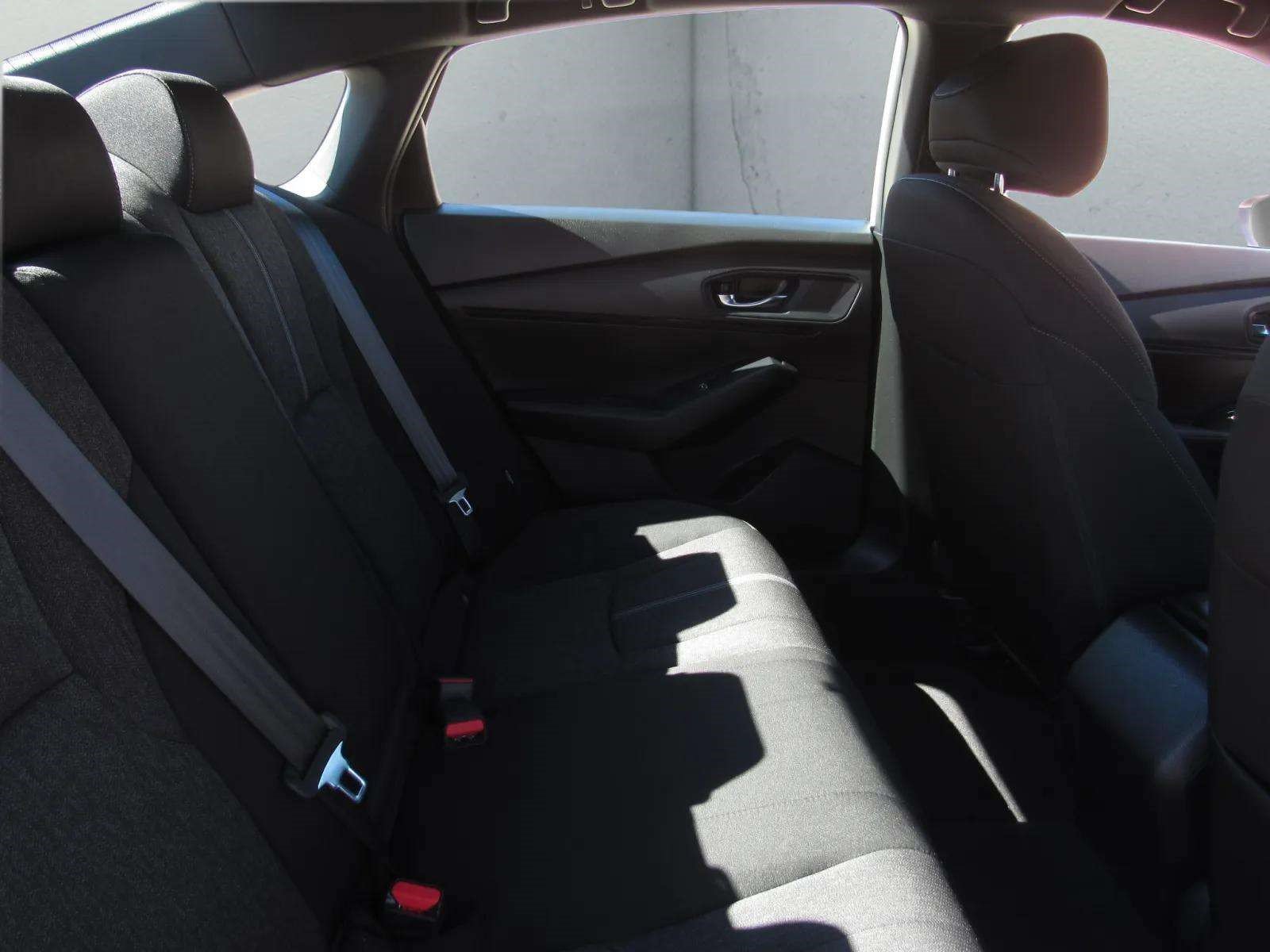 Used 2023 Honda Accord Sport image 12
