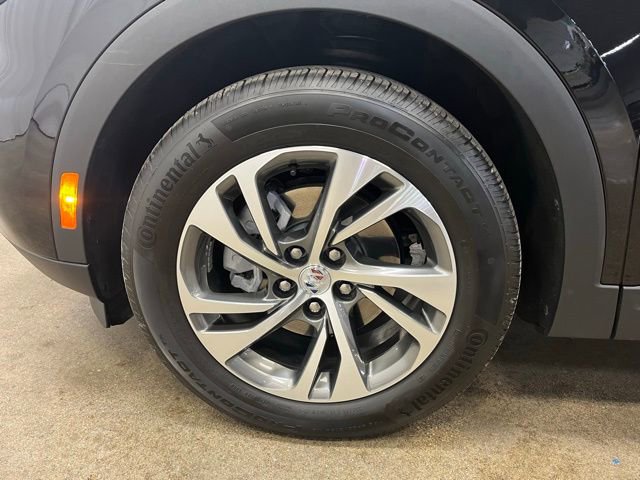 Used 2022 Buick Envision Essence w/ Technology Package I image 30