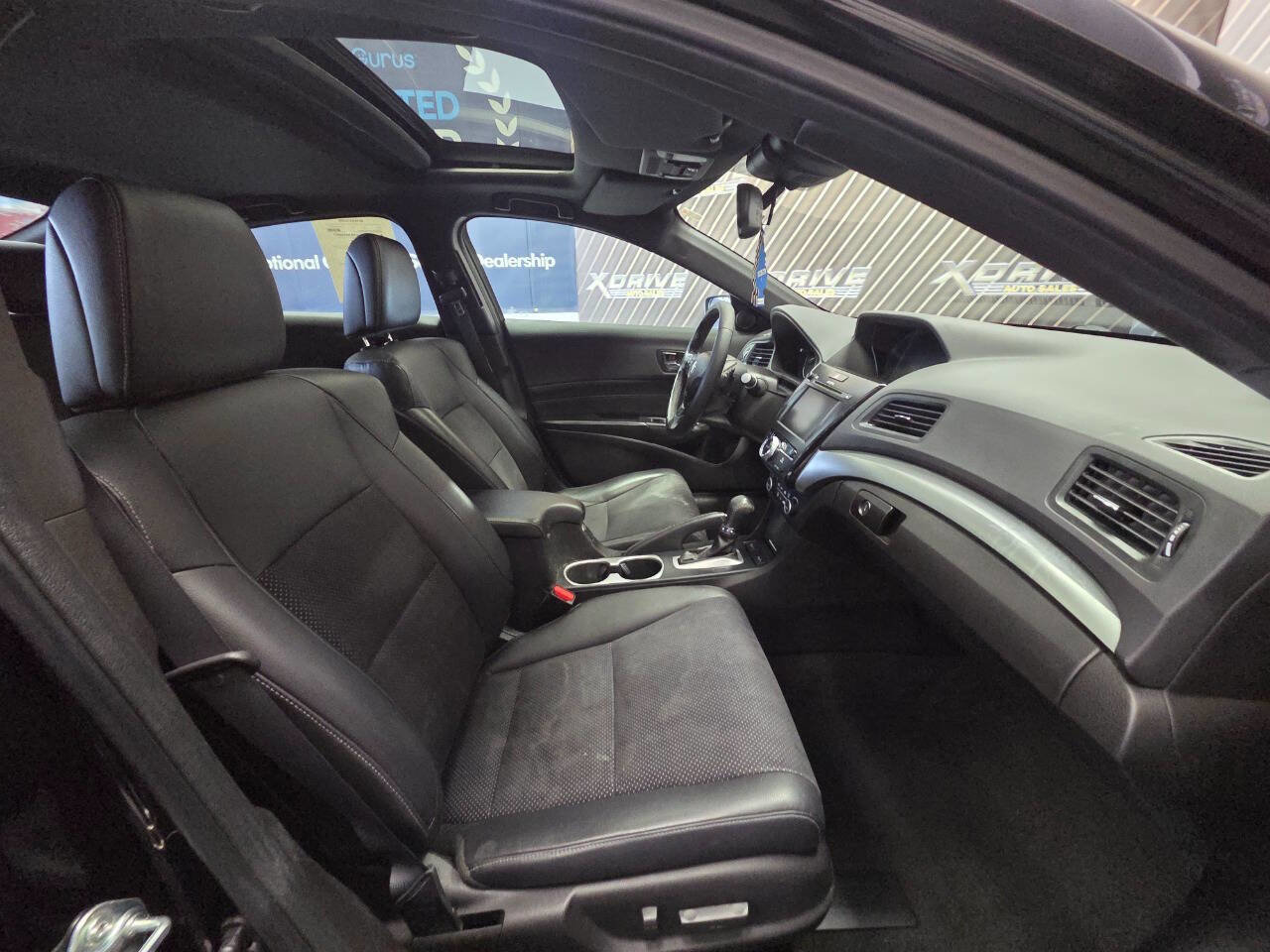 Used 2017 Acura ILX FWD image 27