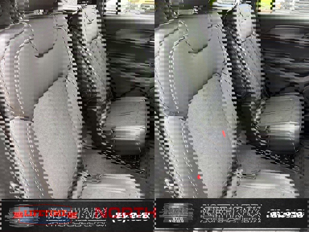 New 2025 Jeep Grand Cherokee L Altitude image 25