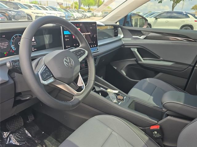 New 2026 Volkswagen Tiguan SE image 14