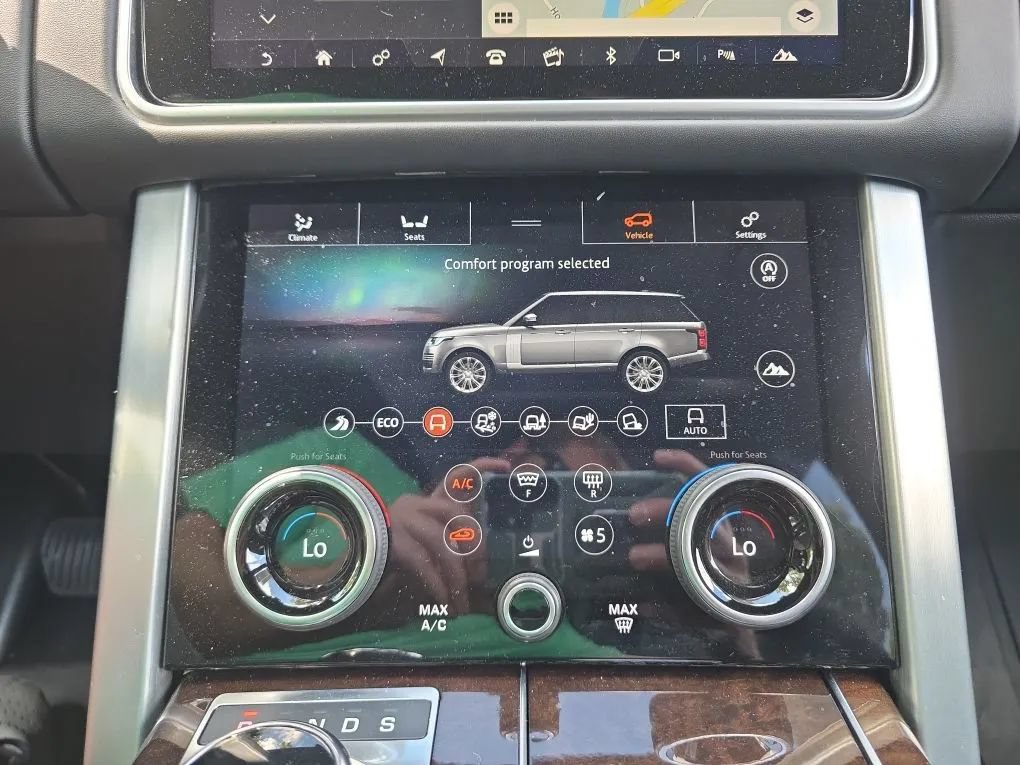 Used 2020 Land Rover Range Rover HSE AWD/4WD image 31