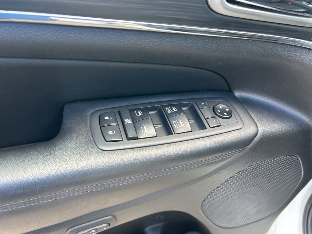 Used 2019 Jeep Grand Cherokee Limited image 35