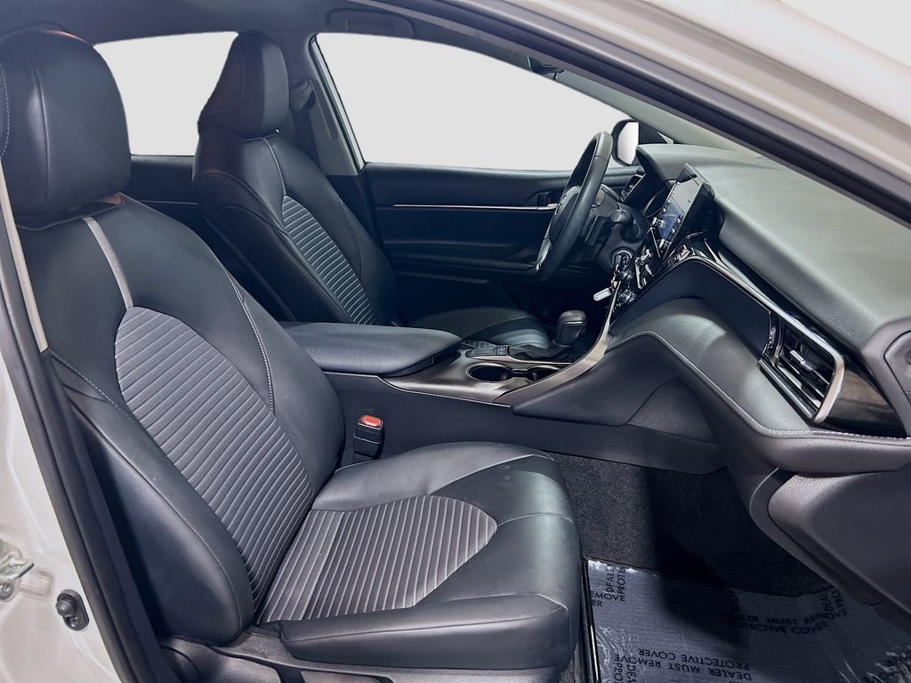 Used 2024 Toyota Camry SE FWD image 23