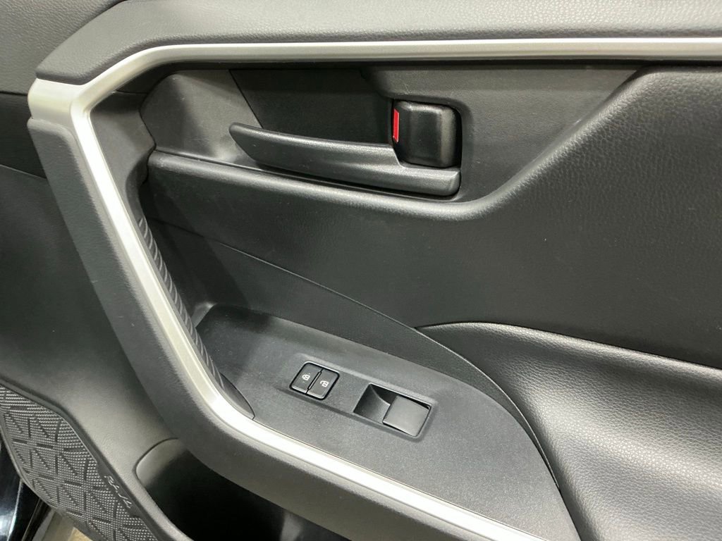 Used 2019 Toyota RAV4 LE w/ All Weather Liner Package image 35