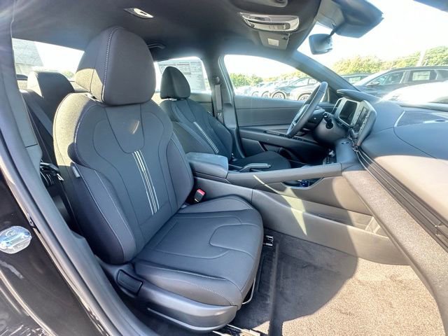 New 2025 Hyundai Elantra Sport image 27