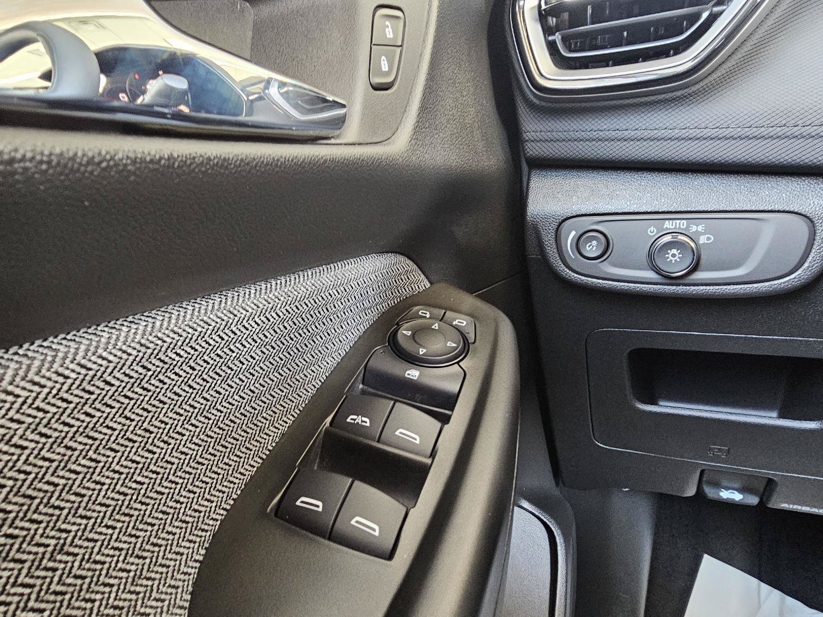 Used 2025 Chevrolet TrailBlazer LT FWD image 23