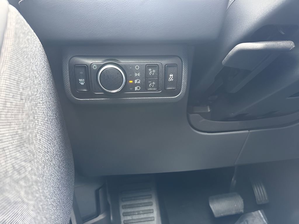 Used 2025 Ford Mustang Mach-E Premium RWD image 24