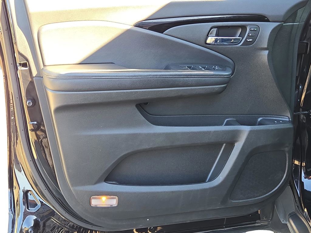 Used 2021 Honda Pilot Elite image 16