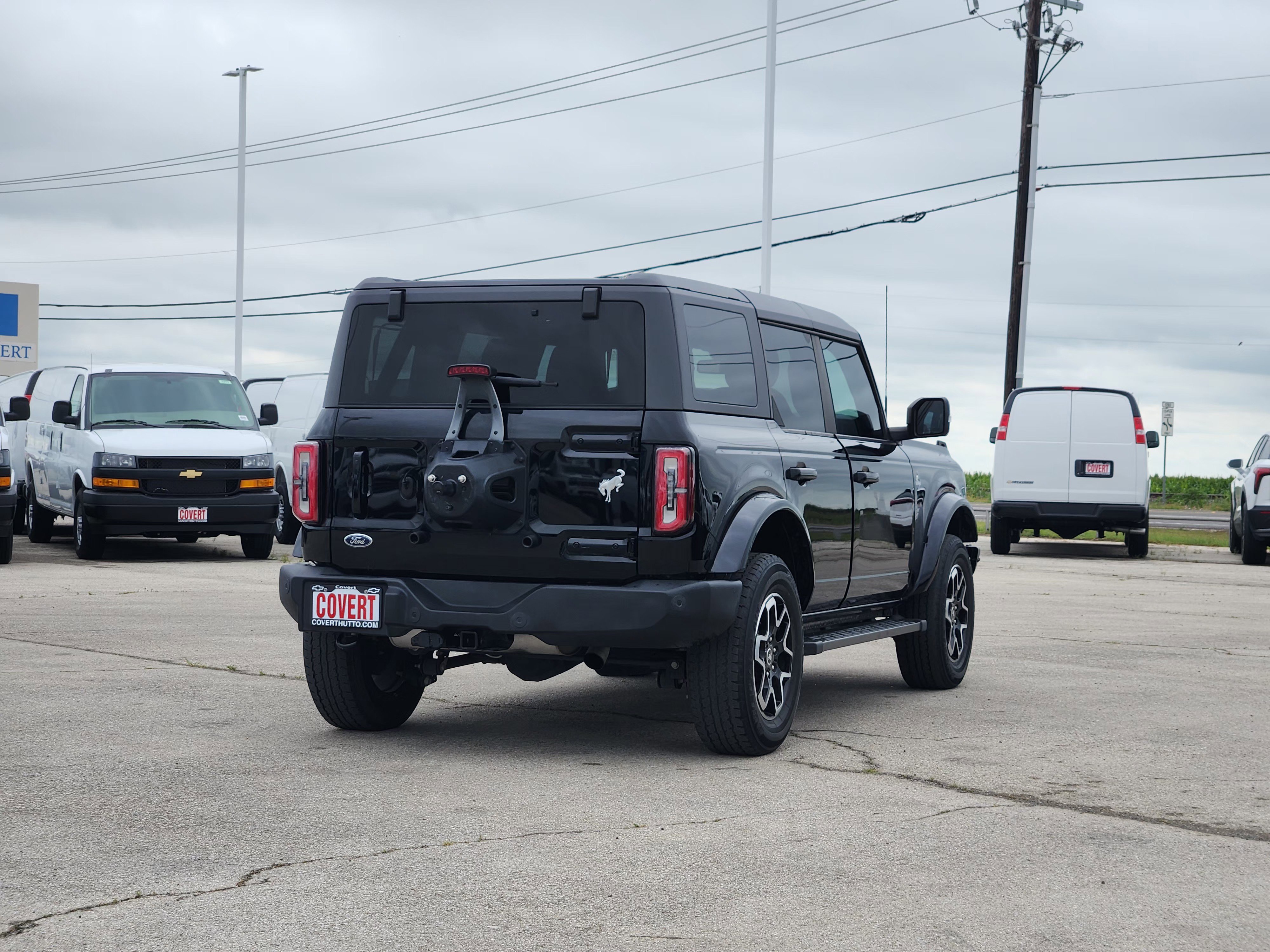 Used 2023 Ford Bronco Outer Banks AWD/4WD image 7