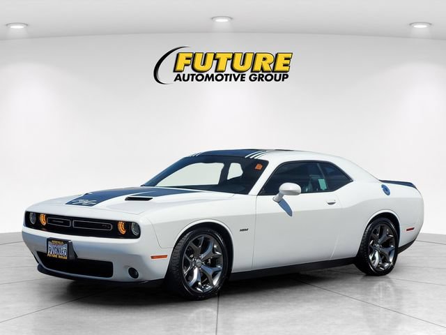 Used 2016 Dodge Challenger R/T Plus RWD image 5