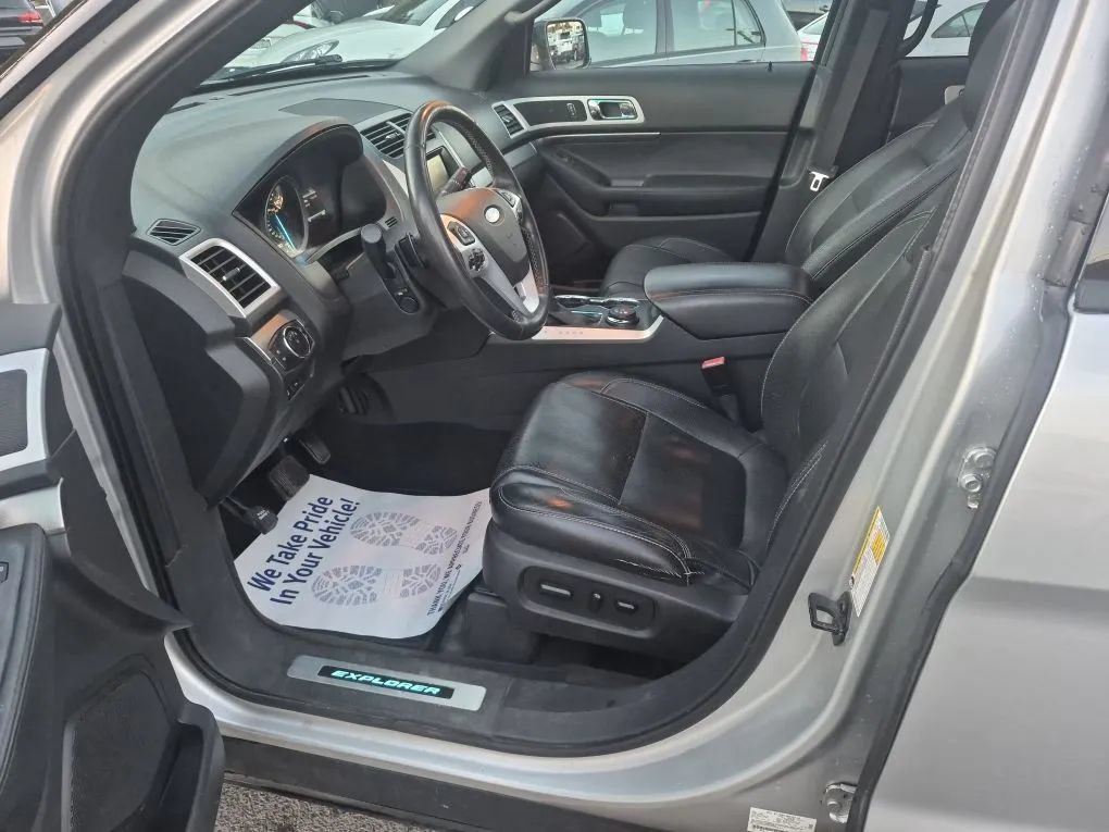 Used 2015 Ford Explorer Sport w/ Equipment Group 401A AWD/4WD image 8