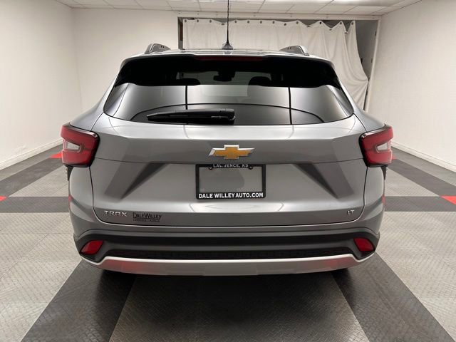 Used 2025 Chevrolet Trax LT image 5