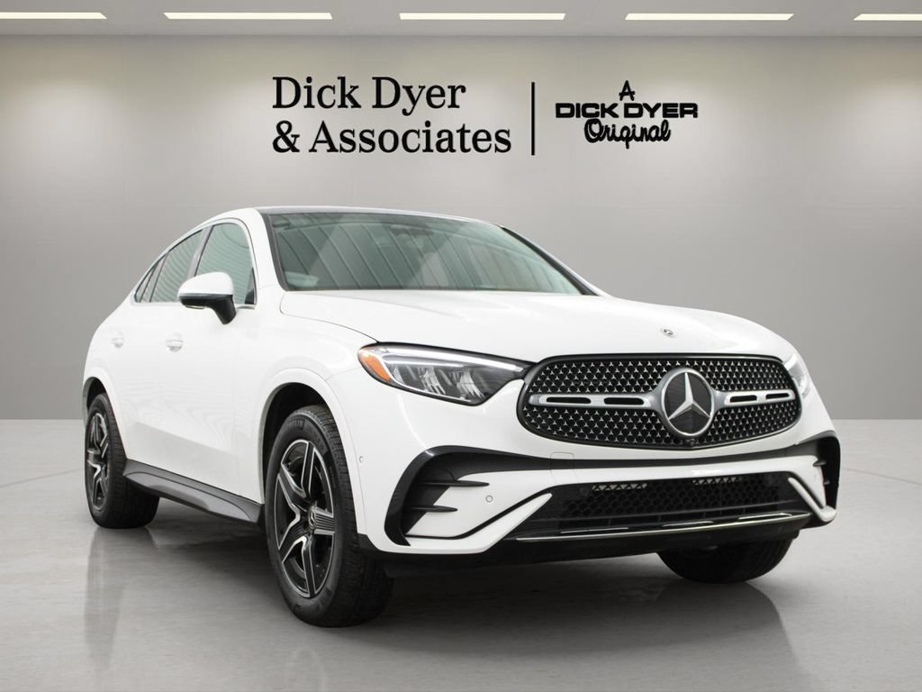 Used 2025 Mercedes-Benz GLC 300 4MATIC