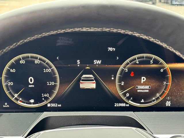 Used 2025 INFINITI QX80 Sensory image 18