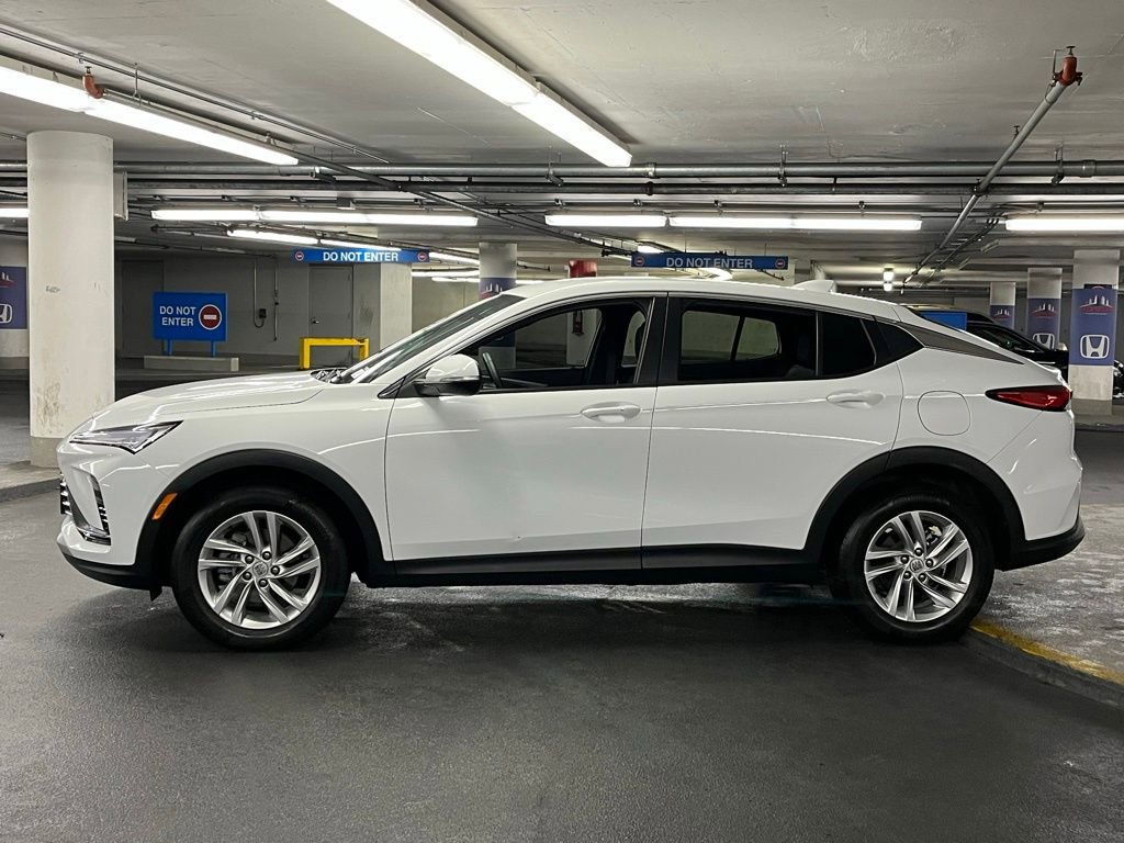 Used 2024 Buick Envista Preferred w/ Convenience I Package FWD image 28