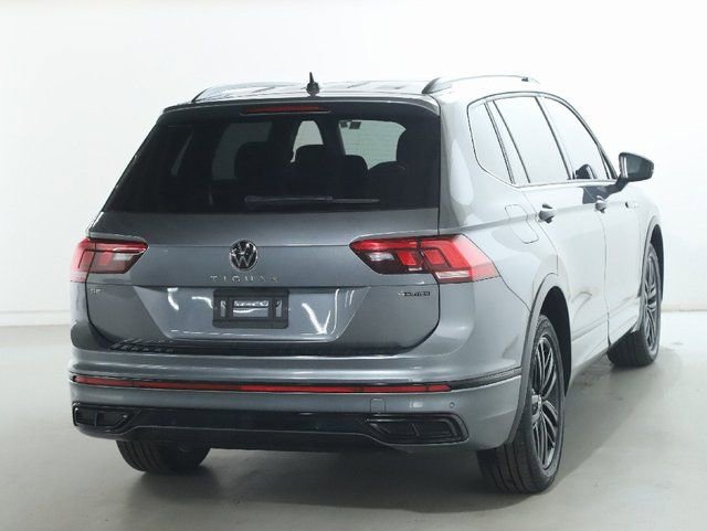Used 2022 Volkswagen Tiguan SE R-Line image 46