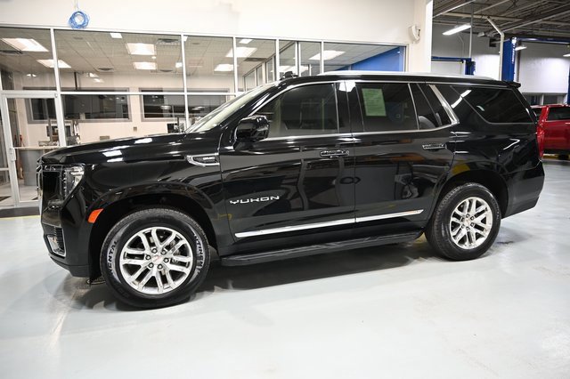 Used 2022 GMC Yukon SLT w/ SLT Premium Package image 7