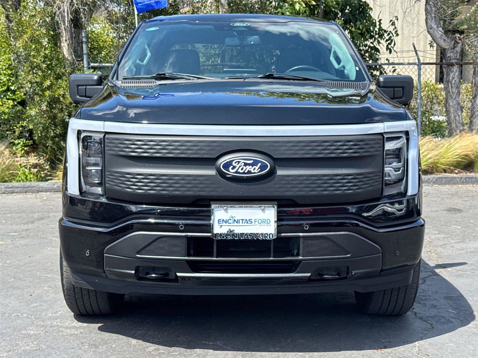 Certified 2024 Ford F150 Lightning Flash AWD/4WD image 5