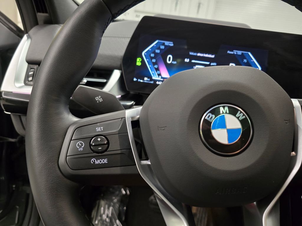 Used 2025 BMW X2 xDrive28i image 19