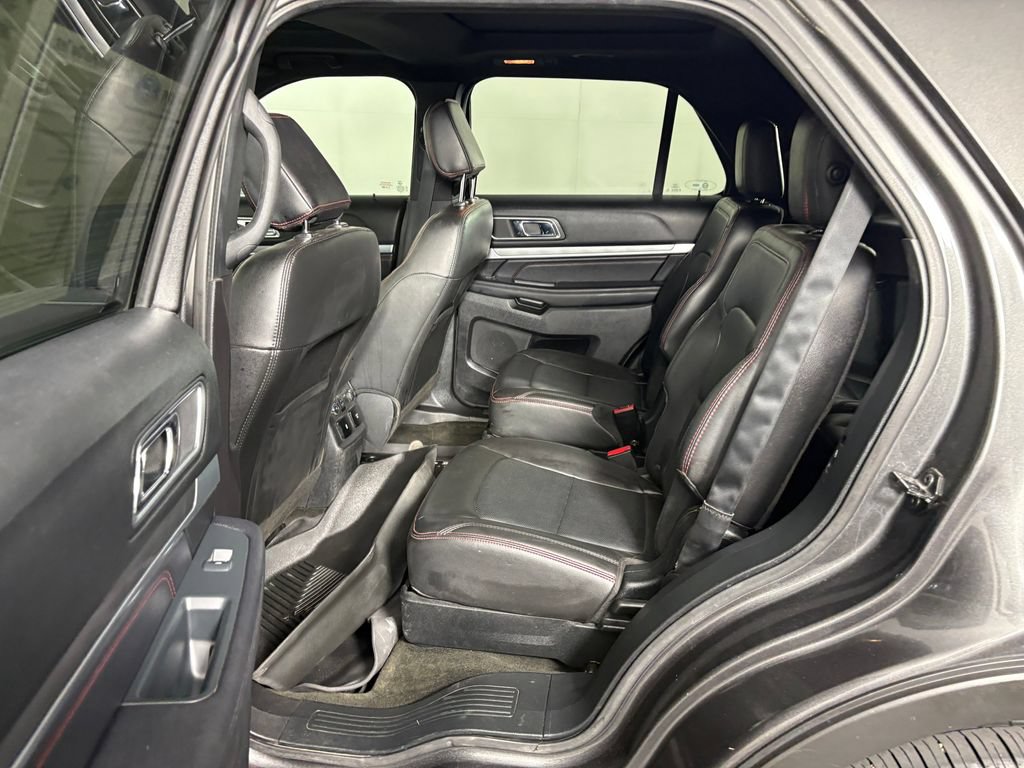 Certified 2018 Ford Explorer Sport w/ Equipment Group 401A AWD/4WD image 30