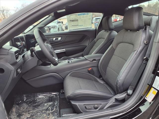 New 2025 Ford Mustang Coupe image 5