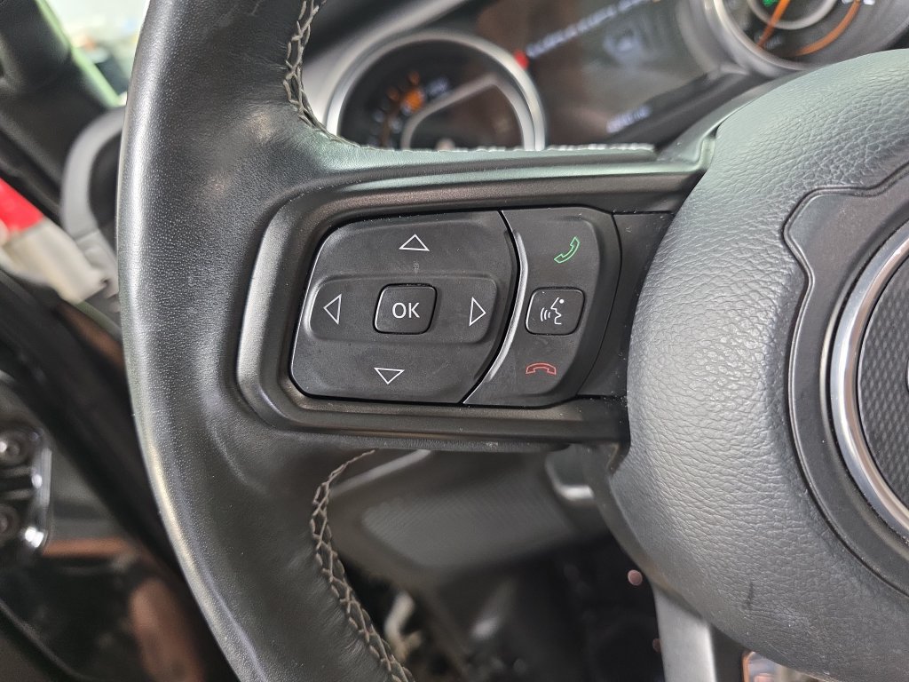 Used 2023 Jeep Wrangler Unlimited Sport AWD/4WD image 16