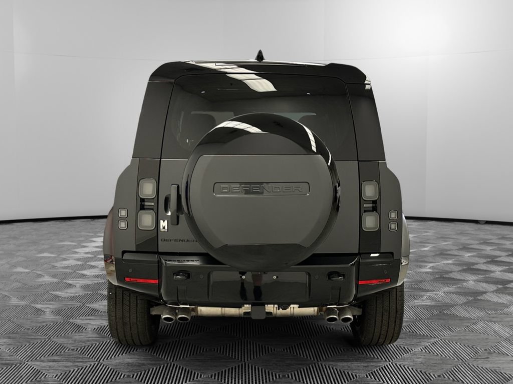 New 2026 Land Rover Defender 110 V8 AWD/4WD image 4